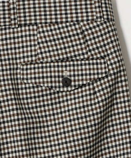 UNITED ARROWS(ユナイテッドアローズ)の「モダンチェック ノープリーツ ワイドストレート パンツ(スラックス・メンズ・ブラック・S/XL/L)」の13枚目の写真