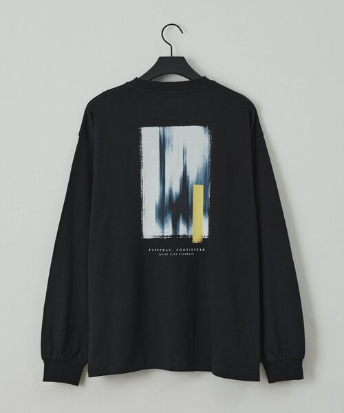 COLONY 2139(コロニートゥーワンスリーナイン)の「スクエアバックプリントロンT(Tシャツ/カットソー・メンズ・ホワイト/ブラック・MEDIUM/LARGE)」の2枚目の写真