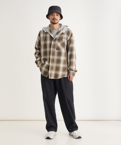 BACK NUMBER(バックナンバー)の「フード付きオンブレチェックシャツ(シャツ/ブラウス・メンズ・ブラック系1/ベージュ系1/ブルー系1・03/04/05/06)」の12枚目の写真