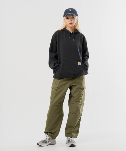 Carhartt（カーハート）の「CARHARTT- PULLOVER SWEATSHIRT（パーカー・メンズ・グレー/ブラック・M/XL/L）」の11枚目の写真