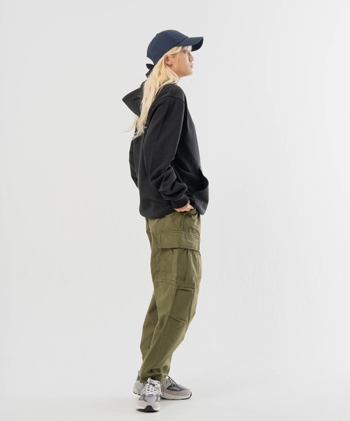 Carhartt（カーハート）の「CARHARTT- PULLOVER SWEATSHIRT（パーカー・メンズ・グレー/ブラック・M/XL/L）」の14枚目の写真