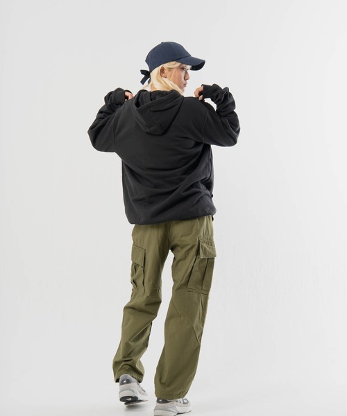 Carhartt（カーハート）の「CARHARTT- PULLOVER SWEATSHIRT（パーカー・メンズ・グレー/ブラック・M/XL/L）」の18枚目の写真