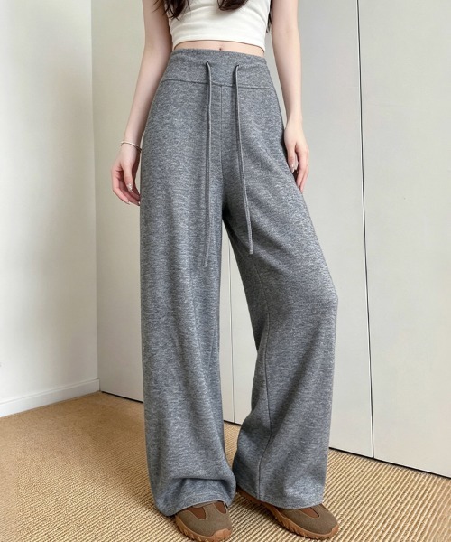 ONEP STAR(ワンピスター)の「イージースウェットパンツ(スウェットパンツ・レディース・ブラック/ダークグレー/ライトグレー/オートミール・X-LARGE/LARGE/MEDIUM)」の3枚目の写真