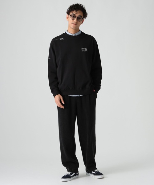 Manhattan Portage（マンハッタンポーテージ）の「【Manhattan Portage(マンハッタンポーテージ)】刺繍スウェットプルオーバー（Tシャツ/カットソー・メンズ・ブラック/アイボリー・MEDIUM/LARGE）」の4枚目の写真