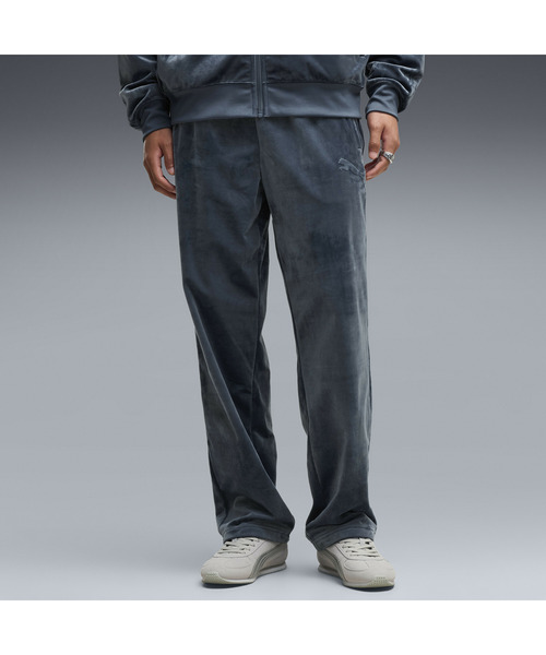 PUMA(プーマ)の「PUMA プーマ メンズ ESS エレベーテッド リラックスド ベロア トラックパン(その他パンツ・メンズ・ネイビー/ダークブラウン系/ブラック×レッド・X-LARGE/XX-LARGE/LARGE/MEDIUM/SMALL)」の4枚目の写真