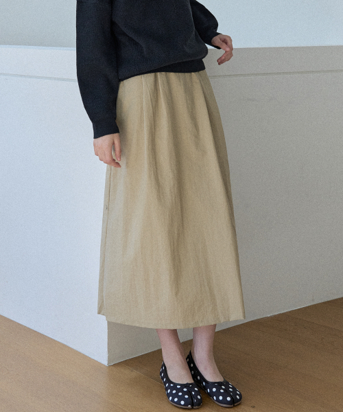 AVANT-G(アバン)の「Waistband Volume Maxi Skirt - BEIGE(スカート・レディース・その他・FREE)」の4枚目の写真