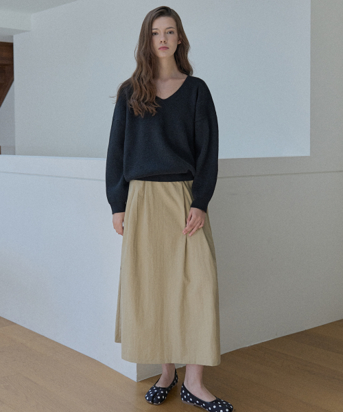 AVANT-G(アバン)の「Waistband Volume Maxi Skirt - BEIGE(スカート・レディース・その他・FREE)」の2枚目の写真