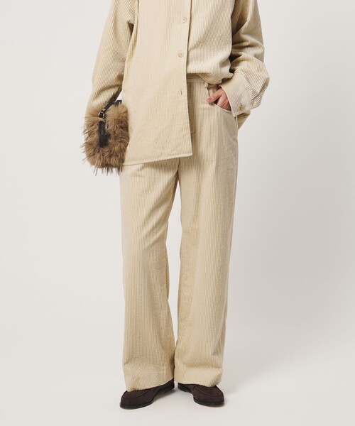UNITED ARROWS(ユナイテッドアローズ)の「コーデュロイ ワイドパンツ(その他パンツ・レディース・ダークブラウン/ナチュラル・38/36)」の2枚目の写真