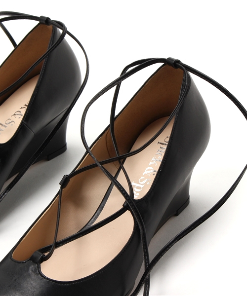 Spick & Span（スピックアンドスパン）の「ORIGINAL Fレザーウェッジヒールレースアップ◆（パンプス・レディース・ブラック/ベージュ系その他/ブラウン・36.5/37.5/38/37/36/38.5）」の5枚目の写真