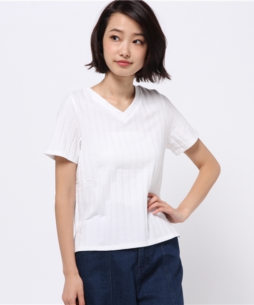 WEGO（ウィゴー）の「WEGO/ワイドリブVネックTシャツ（Tシャツ/カットソー・レディース・イエロー/ブラック/パープル/ホワイト・FREE）」の2枚目の写真