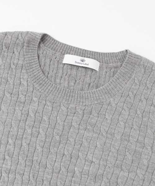 URBAN RESEARCH Sonny Label(アーバンリサーチサニーレーベル)の「Sonny Label ウォッシャブルウールケーブルプルオーバー(ニット/セーター・レディース・テラコッタ/ベージュ/ネイビー/ブラウン系その他/グレー・FREE)」の15枚目の写真