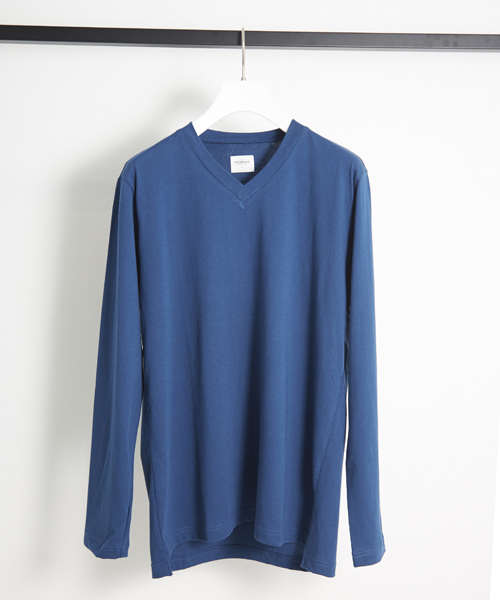 STUDIOUS(ステュディオス)の「【ZOZO限定】STUDIOUS シルキータッチVネックロンT - made in japan - (Tシャツ/カットソー・メンズ・ブルー/ホワイト/ブラック/ワイン/イエロー・3/2/1)」の6枚目の写真