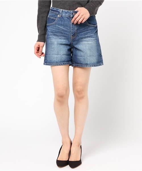 Honeys（ハニーズ）の「デニムショートパンツ（デニムパンツ・レディース・ライトインディゴブルー/インディゴブルー/ブルー・M/L/S）」の3枚目の写真