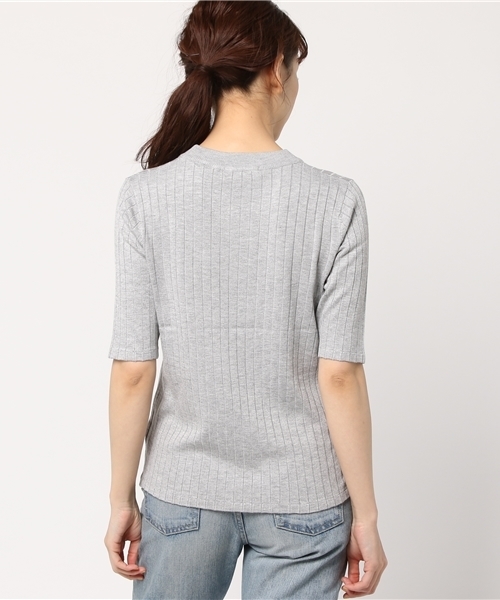 SLY（スライ）の「RIB ハイネック 5分袖 HG TOPS（ニット/セーター・レディース・レッド系その他/ホワイト/ブラック/ブルー系その他/トップグレー・2/1）」の8枚目の写真