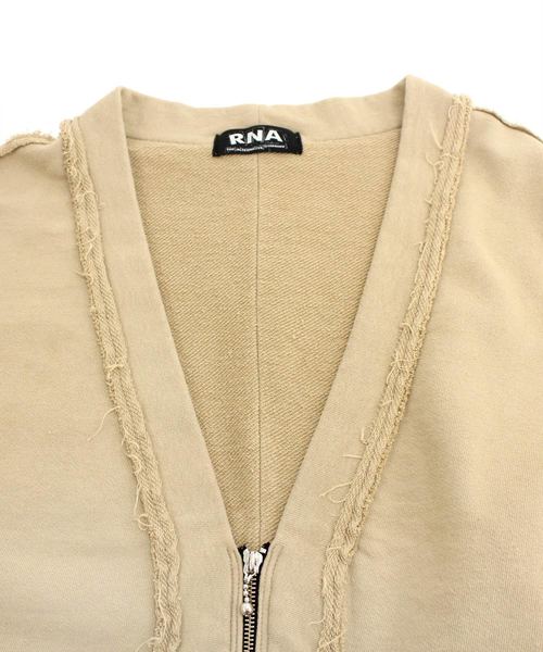 RNA（アールエヌエー）の「M0843 カットオフシームZIPカーディガン（カーディガン/ボレロ・レディース・ベージュ/イエロー/ブラック・MEDIUM）」の17枚目の写真