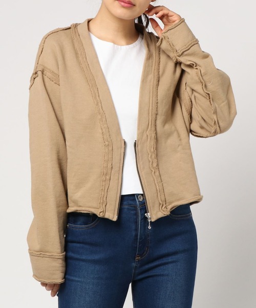 RNA（アールエヌエー）の「M0843 カットオフシームZIPカーディガン（カーディガン/ボレロ・レディース・ベージュ/イエロー/ブラック・MEDIUM）」の3枚目の写真