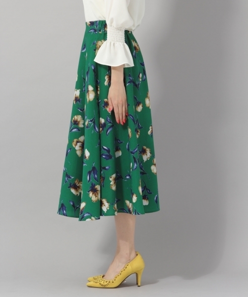 Andemiu（アンデミュウ）の「フラワーサーキュラースカート790799（スカート・レディース・ホワイト/ネイビー/グリーン・FREE）」の15枚目の写真