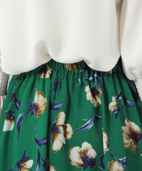 Andemiu（アンデミュウ）の「フラワーサーキュラースカート790799（スカート・レディース・ホワイト/ネイビー/グリーン・FREE）」の12枚目の写真