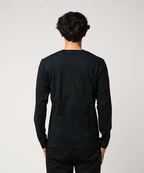 EVOLUTION(エボリューション)の「エンボス加工×立体箔プリント ロングスリーブTシャツ(Tシャツ/カットソー・メンズ・ホワイト/ブラック・LARGE/SMALL/MEDIUM)」の4枚目の写真
