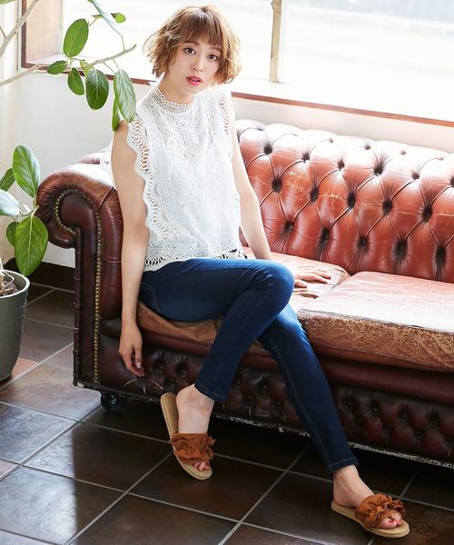 KOBE LETTUCE（コウベレタス）の「総レースデザインハイネックノースリーブブラウス（シャツ/ブラウス・レディース・ネイビー/ブラック/オフホワイト/モカ/ミント・FREE）」の9枚目の写真