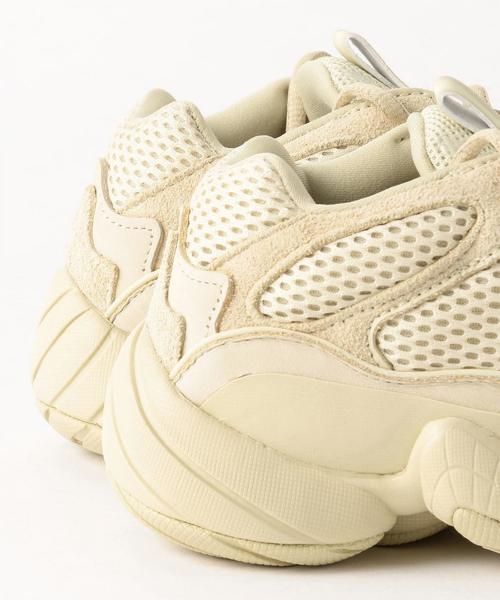 adidas（アディダス）の「adidas YEEZY500 SUPERMOON YELLOW（WOMEN）（スニーカー・メンズ・その他1・24.5cm/22cm/23cm/24cm）」の2枚目の写真
