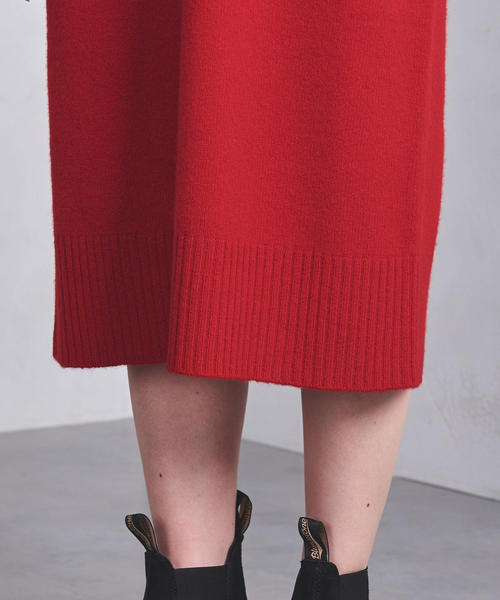 UNITED ARROWS（ユナイテッドアローズ）の「SFL  タートルネック ロング ニットワンピース†（ワンピース・レディース・ダークブラウン/レッド/ブラック/グレー/ベージュ/ネイビー・FREE）」の15枚目の写真