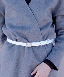 florist（フローリスト）の「牛革細身スクエアバックルレザーベルト（ベルト）」