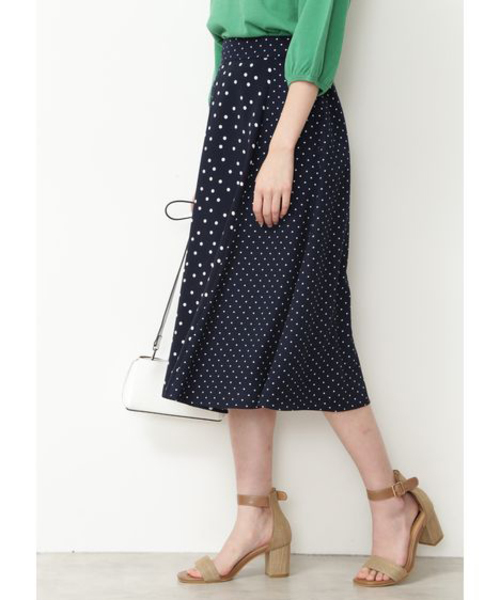 NATURAL BEAUTY BASIC（ナチュラルビューティーベーシック）の「【CanCam 5月号掲載】手洗い可能/ミックスドットプリントスカート（スカート・レディース・ブラウン系その他/ブルー系その他6・SMALL/MEDIUM）」の2枚目の写真