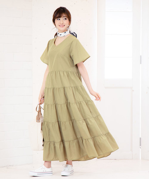 KOBE LETTUCE（コウベレタス）の「ティアードボリュームマキシワンピース（ワンピース・レディース・ブラック/ベージュ/オフホワイト/ピンク/ブルー/ライトカーキ/ブルー系その他/ホワイト系その他・FREE）」の18枚目の写真