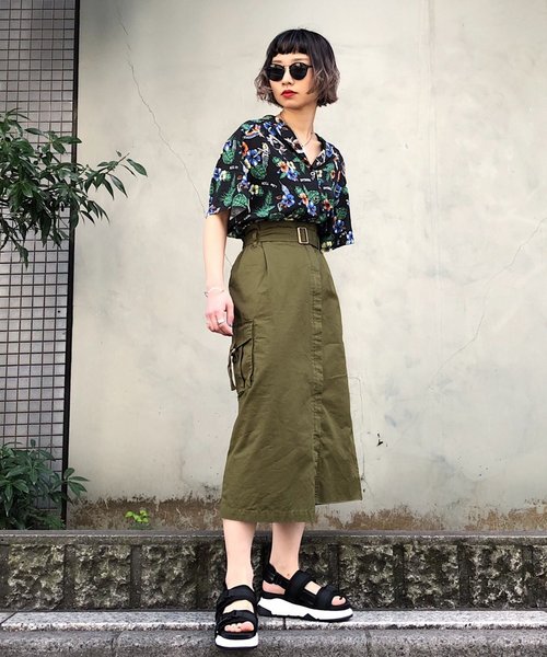 PAGEBOY（ページボーイ）の「ミリタリーナロースカート（スカート・レディース・オフホワイト/ブラック/カーキ・SMALL/MEDIUM）」の13枚目の写真