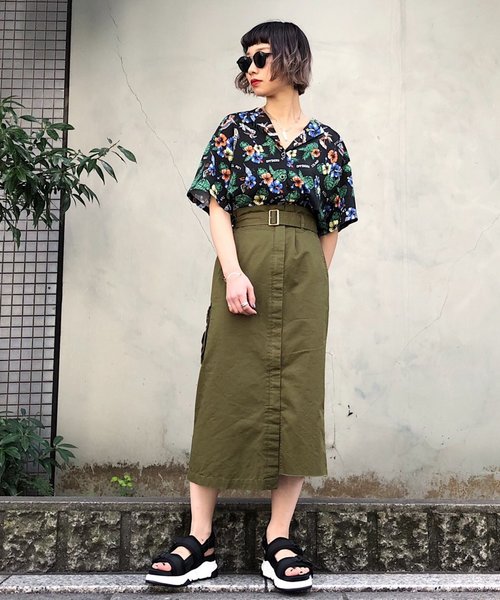 PAGEBOY（ページボーイ）の「ミリタリーナロースカート（スカート・レディース・オフホワイト/ブラック/カーキ・SMALL/MEDIUM）」の11枚目の写真