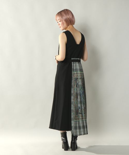 【新品未使用】Eimee Law エイミーロウプリーツオールインワンブラック Eimee Law（エイミーロウ）｜オールインワン・サロペット一覧 - WEAR