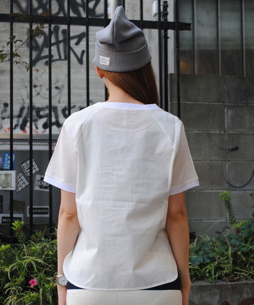 SILAS（サイラス）の「S/S TOP GINNY（Tシャツ/カットソー・レディース・ホワイト/グレー・ONE SIZE）」の4枚目の写真