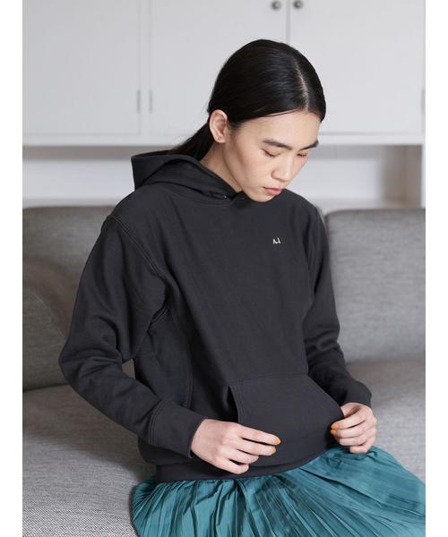 AMERICAN HOLIC(アメリカンホリック)の「刺繍ロゴ入りフード付き裏毛プルオーバー*(パーカー・レディース・チャコールグレー/オフホワイト/ミント/グレイッシュベージュ/イエロー・L/M)」の16枚目の写真