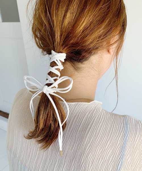 CLEA（クレア）の「スエード 2連 リボン（その他ヘアアクセサリー・レディース・ベージュ/ブラウン/ブラック/カーキ/オリーブ/ライトパープル/グレー/ホワイト・FREE）」の11枚目の写真