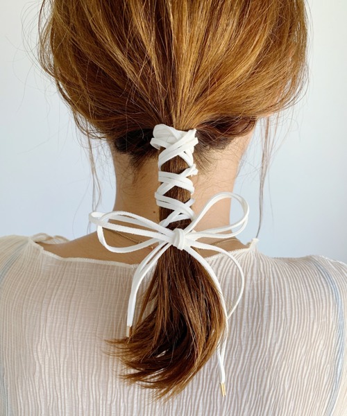 CLEA（クレア）の「スエード 2連 リボン（その他ヘアアクセサリー・レディース・ベージュ/ブラウン/ブラック/カーキ/オリーブ/ライトパープル/グレー/ホワイト・FREE）」の9枚目の写真