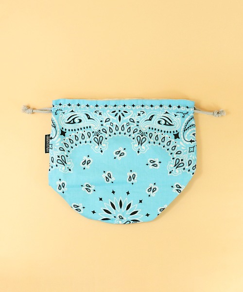 HAV-A-HANK（ハバハンク ）の「∴【 HAV-A-HANK / ハバハンク 】BANDANNA  DRAWSTRING BAG バンダナ 巾着バッグ（エコバッグ/サブバッグ・メンズ・ブラック/ベージュ/ピンク/ブルー/ホワイト・FREE）」の6枚目の写真