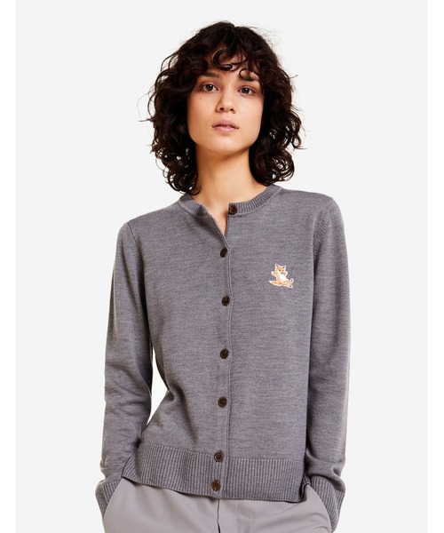 Maison Kitsune(メゾンキツネ)の「CHILLAX FOX PATCH ADJUSTED CARDIGAN(カーディガン/ボレロ・レディース・ベージュ/ブラック系その他・S/M/XS)」の12枚目の写真