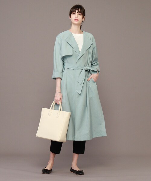 DRESSTERIOR（ドレステリア）の「◆【web Domani/mi-mollet掲載】タイプライターコート（ノーカラーコート・レディース・ブラック/サックスブルー/ライトベージュ・38）」の14枚目の写真