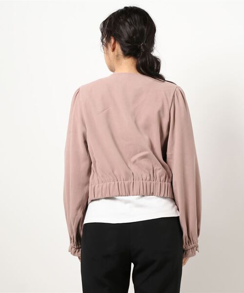 paravion（パラビオン）の「袖刺繍ショートジャケット（ノーカラージャケット・レディース・グレー/ラベンダー/ブルー・ONESIZE）」の10枚目の写真