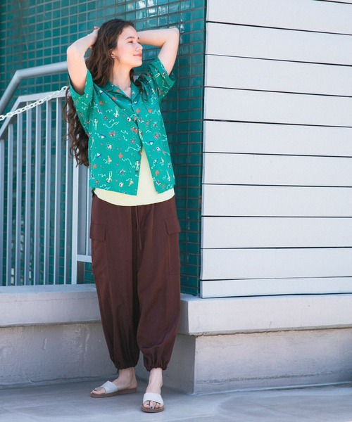 niko and...(ニコアンド)の「オリジナルアシメスライドサンダル(サンダル・レディース・ブラック/イエロー/アイボリー/ラベンダー/その他1/グリーン・SMALL/MEDIUM/LARGE)」の7枚目の写真