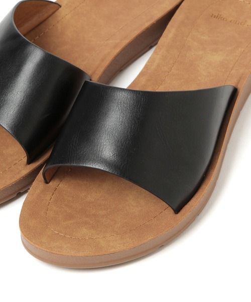 niko and...(ニコアンド)の「オリジナルアシメスライドサンダル(サンダル・レディース・ブラック/イエロー/アイボリー/ラベンダー/その他1/グリーン・SMALL/MEDIUM/LARGE)」の18枚目の写真