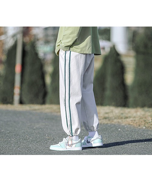 Ressaca(レサーカ)の「サイドラインジョガーパンツ(その他パンツ・メンズ・ホワイト/ブラック・M/L/XL/XXL)」の8枚目の写真