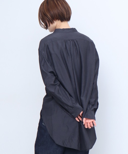 nitca（ニトカ）の「CU/C/LIローン　液流染バンドカラーシャツ（シャツ/ブラウス・レディース・チャコールグレー/ホワイト・FREE）」の17枚目の写真