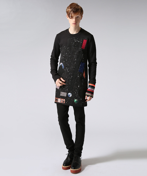 RAF SIMONS（ラフシモンズ）の「Long sweater w / patches & striped ribbing（スウェット・メンズ・ブラック・SMALL/MEDIUM）」の4枚目の写真