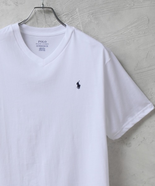 POLO RALPH LAUREN（ポロ ラルフ ローレン）の「【POLO RALPH LAUREN/ポロ ラルフローレン】ポニー刺繍 Vネック半袖Tシャツ（ボーイズライン）（Tシャツ/カットソー・メンズ・ホワイト/ブラック/ネイビー/グレー・L/XL）」の2枚目の写真