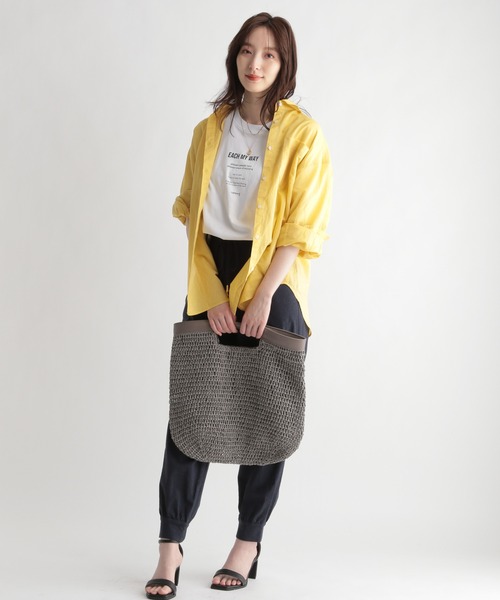 Andemiu（アンデミュウ）の「オーバーリネンシャツ951768（シャツ/ブラウス・レディース・イエロー/アイボリー・FREE）」の5枚目の写真