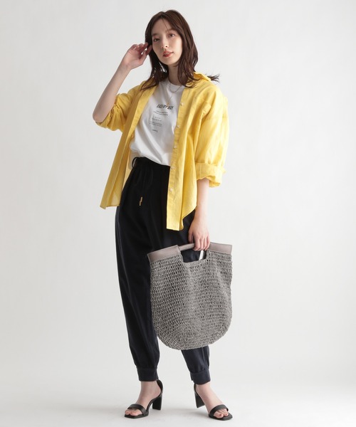 Andemiu（アンデミュウ）の「オーバーリネンシャツ951768（シャツ/ブラウス・レディース・イエロー/アイボリー・FREE）」の17枚目の写真