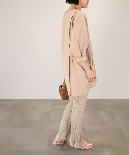 ANDJ(アンドジェイ)の「リネンタッチキーネックカシュクールチュニック(シャツ/ブラウス・レディース・アイボリー/マスタード/ライトベージュ・M)」の19枚目の写真