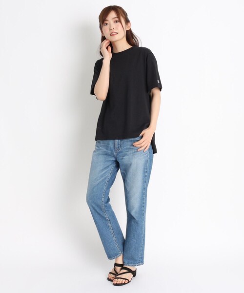 Champion(チャンピオン)の「Champion スリットラバーロゴTシャツ(Tシャツ/カットソー・レディース・オフホワイト/ダークグリーン/ブラック・03/02)」の7枚目の写真